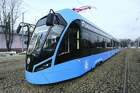 Кузов трамвая «Витязь-М» целиком сделан из алюминия. Фото агентства «Москва»